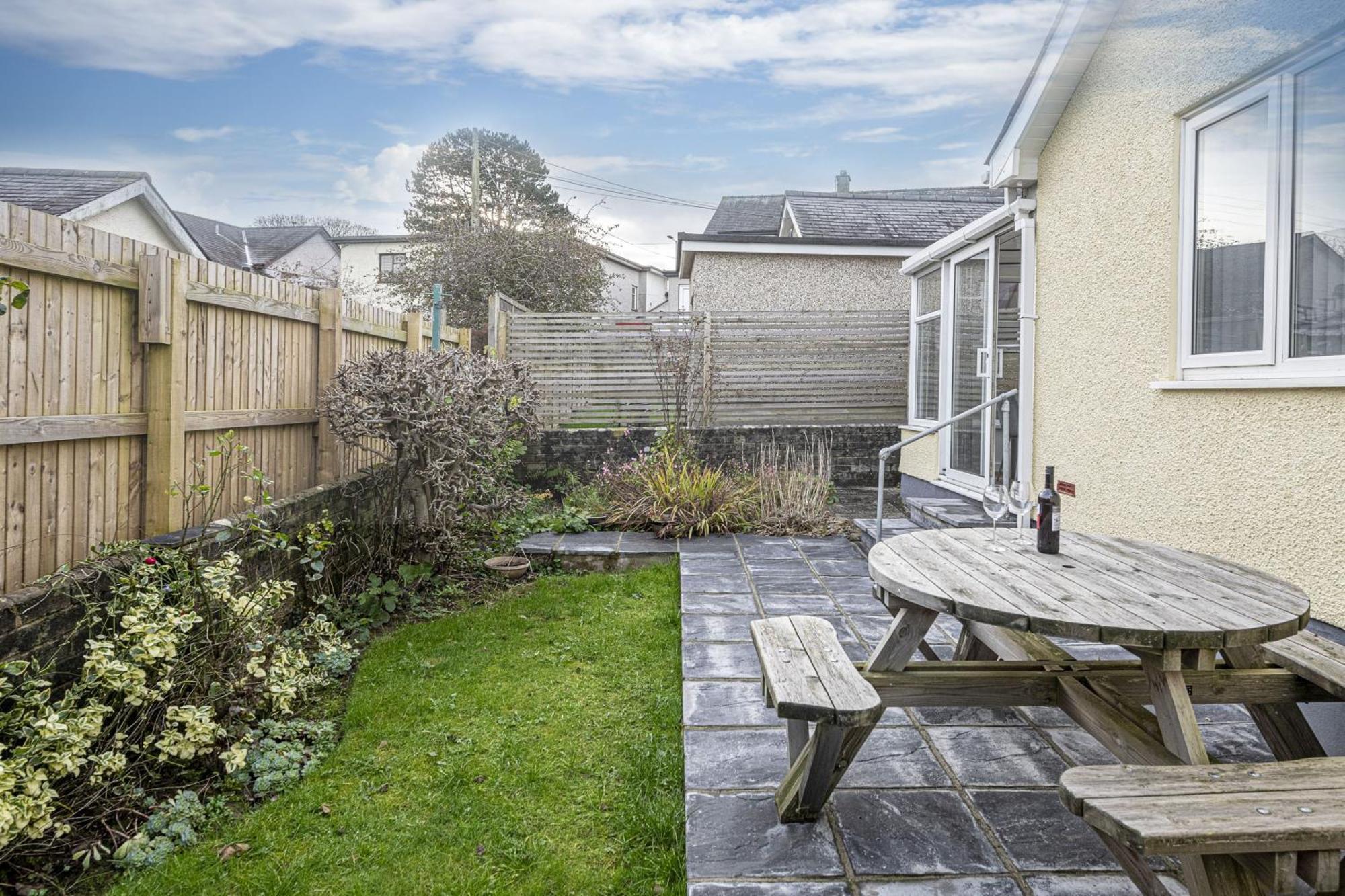 Cenarth Villa Benllech Exterior photo